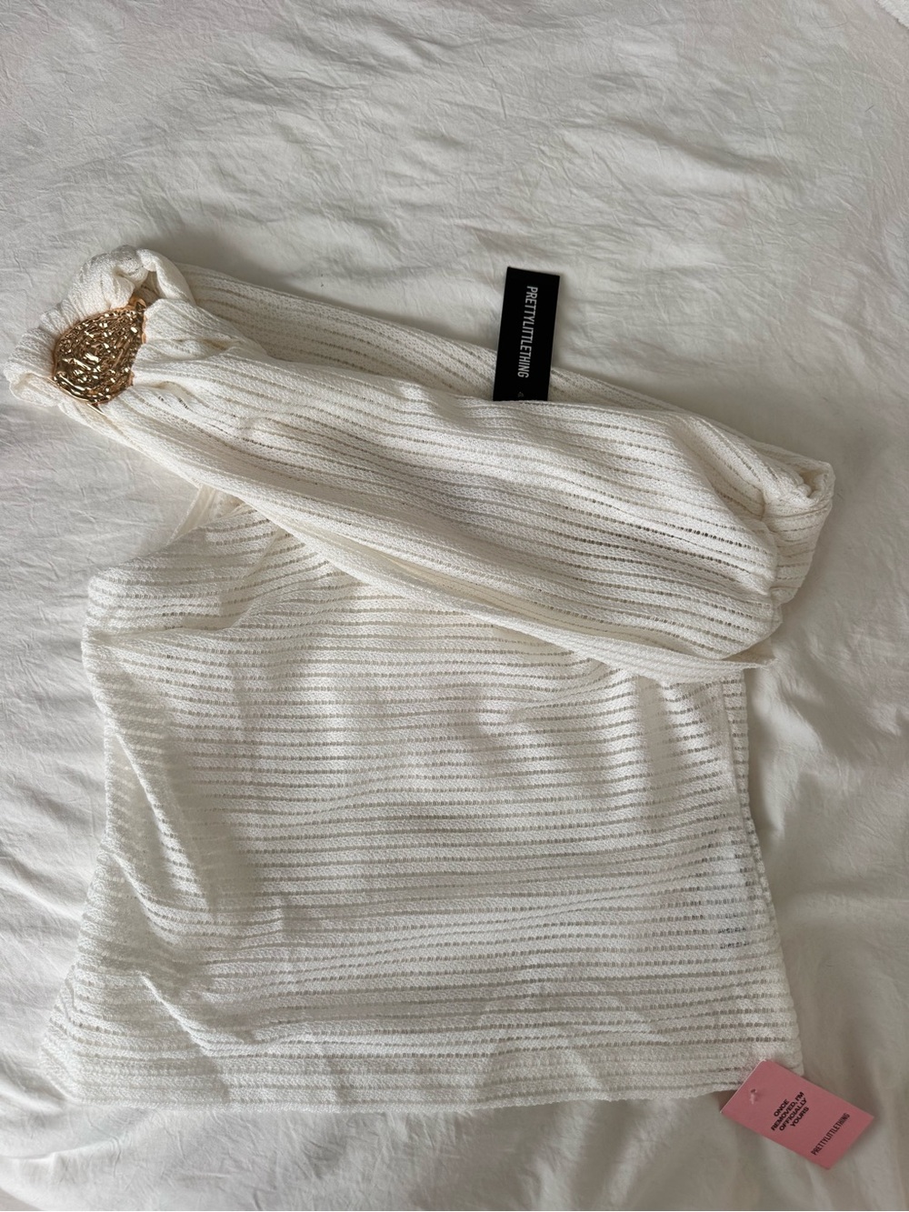 PrettyLittleThing White One-Shoulder Knit Sweater with Gold Detail